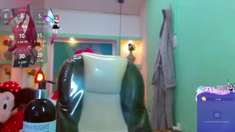 Snapshot of lorenapinto_ chatting on 19, 3, 2026 lore online show from 19, 3, 2026