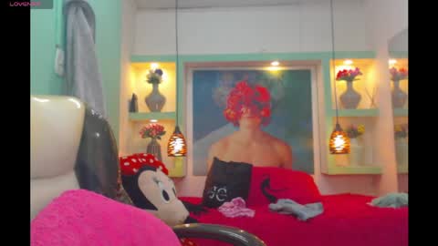 Snapshot of lorenapinto_ chatting on 18, 4, 2026 lore online show from 18, 4, 2026