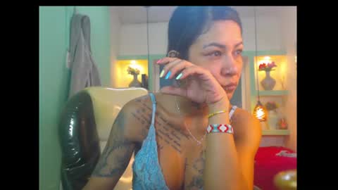 Snapshot of lorenapinto_ chatting on 8, 7, 2026 lore online show from 8, 7, 2026
