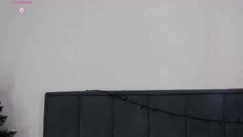 Snapshot of lorenbrice chatting on 9, 1, 2026 lorenbrice online show from 9, 1, 2026