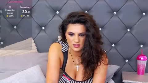 Snapshot of lorennemays chatting on 30, 11, 2025 Lorenne Mays online show from 30, 11, 2025