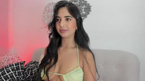 Snapshot of lorens_martin chatting on 8, 1, 2025 L O R E N online show from 8, 1, 2025