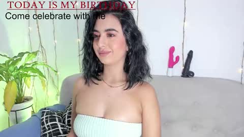 Snapshot of lorens_martin chatting on 3, 12, 2025 L O R E N online show from 3, 12, 2025