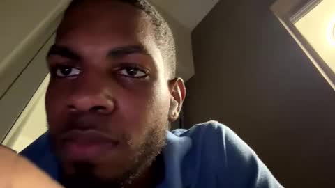 Snapshot of lorenzo17a chatting on 1, 1, 2025 lorenzo17a online show from 1, 1, 2025