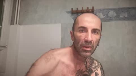 Snapshot of lorenzo44300 chatting on 17, 1, 2026 lorenzo44300 online show from 17, 1, 2026