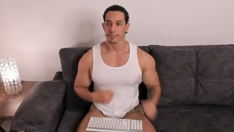 Snapshot of lorenzo_ferrec chatting on 2, 3, 2025 Lorenzo F online show from 2, 3, 2025