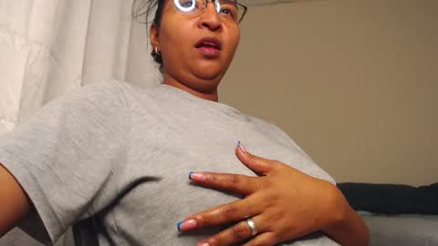 Loretta Gmez online show from 6, 3, 2025