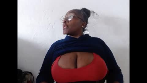 loretybighot online show from 5, 2, 2025