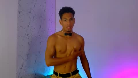 Snapshot of lorian_vikel chatting on 8, 3, 2026 Lorian Vikel online show from 8, 3, 2026