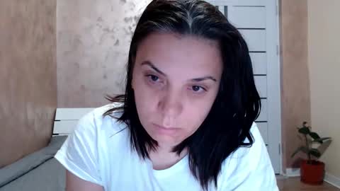 Snapshot of lorragrey chatting on 1, 5, 2026 LorraGrey online show from 1, 5, 2026