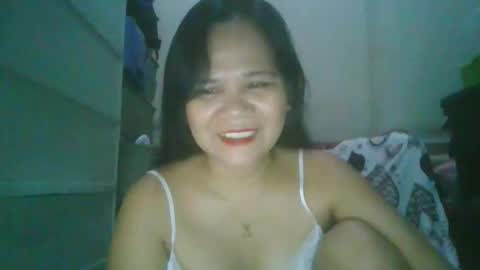 Snapshot of lorraine_cola chatting on 14, 4, 2026 Lorraine online show from 14, 4, 2026