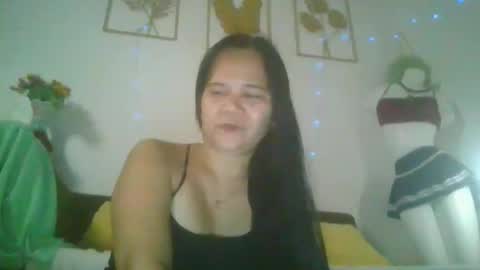 Snapshot of lorraine_cola chatting on 18, 4, 2026 Lorraine online show from 18, 4, 2026