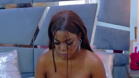 lorraine_johnson online show from 7, 4, 2026