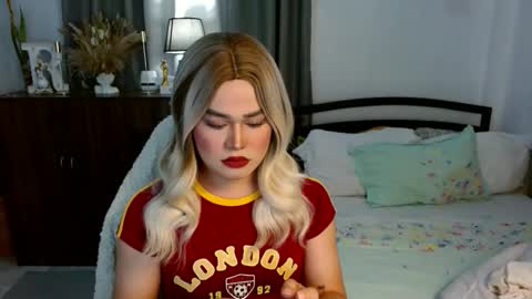 Snapshot of los_bondad chatting on 4, 11, 2025 Los online show from 4, 11, 2025