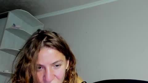 Snapshot of lost_moon chatting on 11, 10, 2025 lost_moon online show from 11, 10, 2025