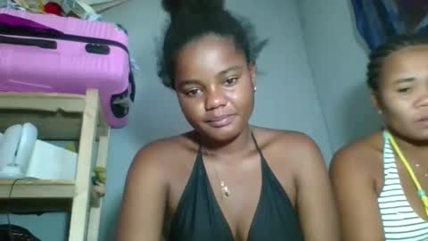 Snapshot of louane98 chatting on 24, 2, 2026 louane98 online show from 24, 2, 2026