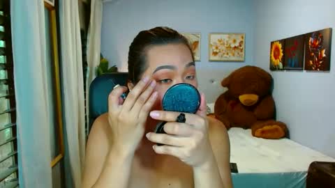 Snapshot of louie_sexy chatting on 8, 4, 2026 Cathy online show from 8, 4, 2026