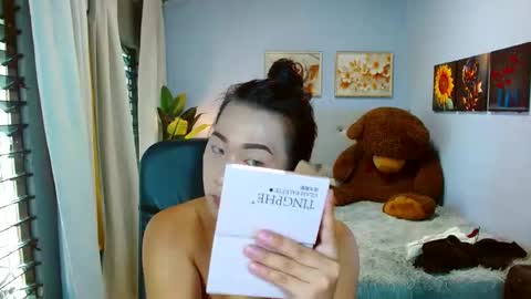 Snapshot of louie_sexy chatting on 29, 5, 2026 Cathy online show from 29, 5, 2026
