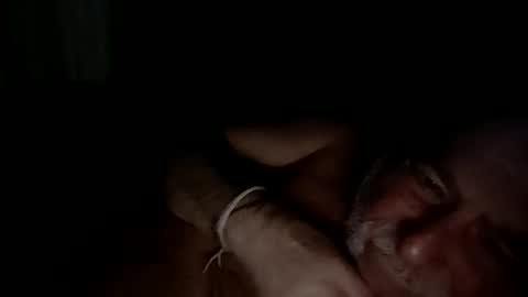 Snapshot of louis_chokdee chatting on 13, 10, 2025 louis_chokdee online show from 13, 10, 2025