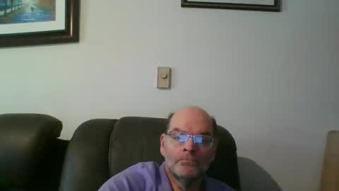 Snapshot of louism13 chatting on 29, 12, 2024 louism13 online show from 29, 12, 2024