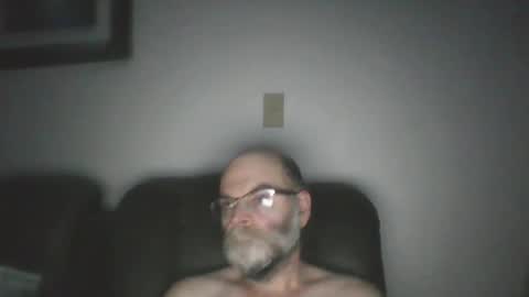 Snapshot of louism13 chatting on 30, 11, 2025 louism13 online show from 30, 11, 2025