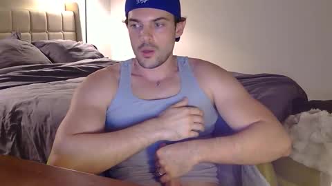 Snapshot of louisvalmer chatting on 7, 3, 2026 Louis Valmer online show from 7, 3, 2026