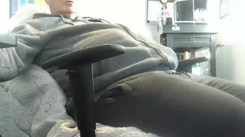 loumtl3 online show from 22, 2, 2025