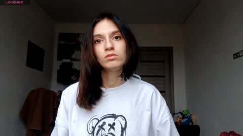 Snapshot of lourdesauerswald chatting on 1, 12, 2025 EVA online show from 1, 12, 2025