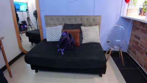 Louren Fox online show from 28, 11, 2025