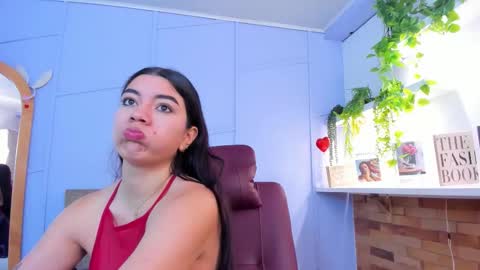 Louren Fox online show from 17, 12, 2025