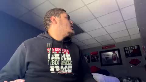 Snapshot of love01109 chatting on 20, 10, 2025 love01109 online show from 20, 10, 2025