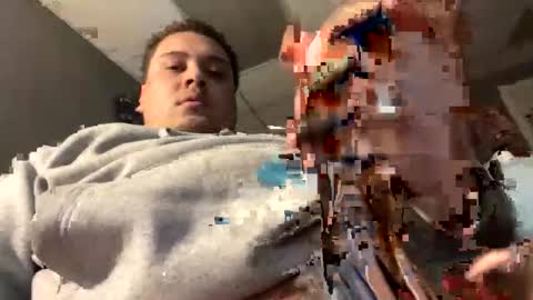 love01109 online show from 17, 12, 2025