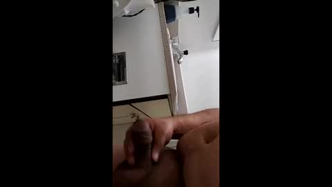 Snapshot of love2cum131313 chatting on 14, 4, 2026 love2cum131313 online show from 14, 4, 2026