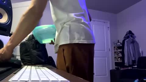 Snapshot of love4heelz chatting on 1, 3, 2025 Prynce online show from 1, 3, 2025