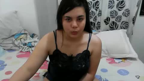 Snapshot of love_anjela chatting on 3, 4, 2026 love_anjela online show from 3, 4, 2026