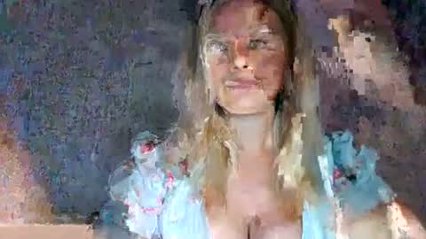 Snapshot of love_dom_meg chatting on 5, 7, 2026 Megane online show from 5, 7, 2026