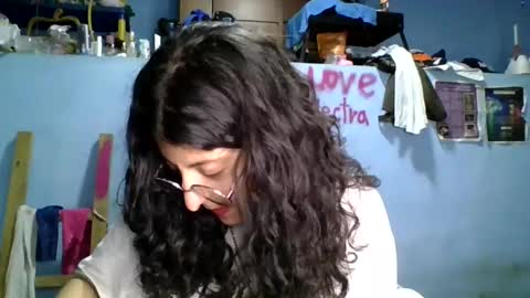 love_electra online show from 10, 10, 2025