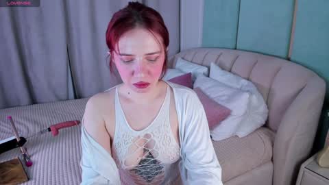 Snapshot of love_is_lola chatting on 10, 1, 2025 Lola online show from 10, 1, 2025