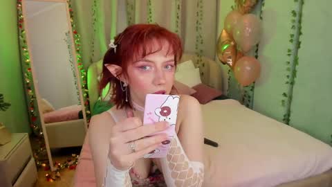 Snapshot of love_is_lola chatting on 1, 3, 2025 Lola online show from 1, 3, 2025