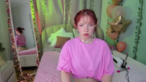 Snapshot of love_is_lola chatting on 10, 3, 2025 Lola online show from 10, 3, 2025