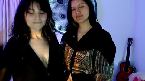 Snapshot of love_oftwo chatting on 6, 5, 2026 Melisa Emily online show from 6, 5, 2026
