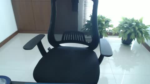 Snapshot of love_room_0206 chatting on 8, 1, 2026 Andys and mary online show from 8, 1, 2026