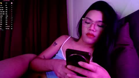 Snapshot of love_seren chatting on 17, 10, 2025 Seren online show from 17, 10, 2025