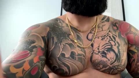 loveathickbitch online show from 14, 12, 2025