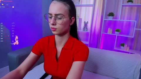 Snapshot of lovebettie chatting on 7, 4, 2026 Elisabette online show from 7, 4, 2026