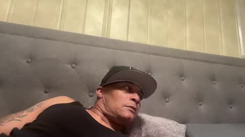 Snapshot of loved19 chatting on 18, 3, 2026 loved19 online show from 18, 3, 2026