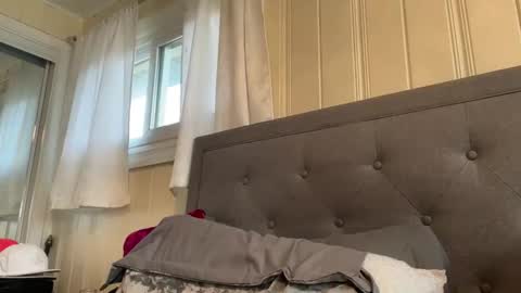 Snapshot of loved19 chatting on 8, 4, 2026 loved19 online show from 8, 4, 2026