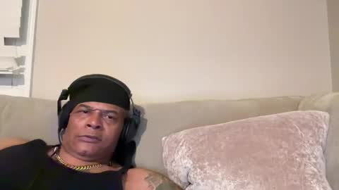 Snapshot of loved19 chatting on 11, 4, 2026 loved19 online show from 11, 4, 2026