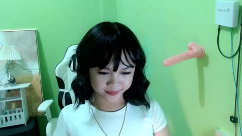 Snapshot of lovee_gelly chatting on 17, 9, 2025 Gelly online show from 17, 9, 2025