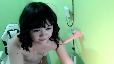 Snapshot of lovee_gelly chatting on 23, 9, 2025 Gelly online show from 23, 9, 2025